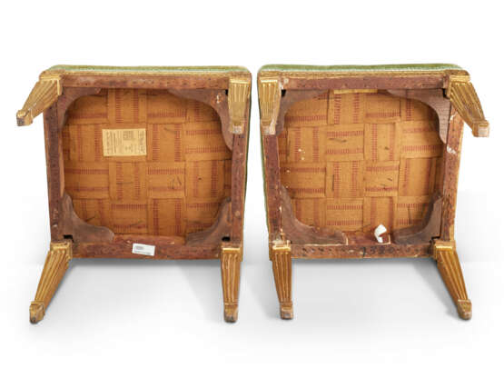 PAIRE DE CHAISES D'ÉPOQUE LOUIS XVI - photo 4