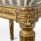 PAIRE DE TABOURETS D'ÉPOQUE LOUIS XVI - Foto 4