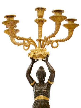 PAIRE DE CANDÉLABRES D'ÉPOQUE EMPIRE - фото 7
