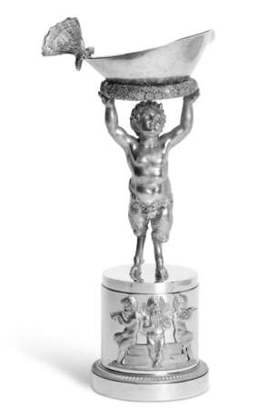 PAIRE DE SURTOUTS-CANDÉLABRES DE STYLE RESTAURATION - photo 7