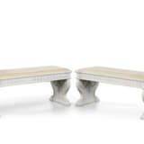 PAIRE DE BANQUETTES DE STYLE GEORGE III - Foto 1