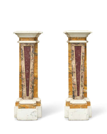 PAIRE DE GAINES DE STYLE LOUIS XIV - Foto 1