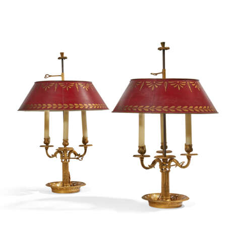 PAIRE DE LAMPES BOUILLOTTES DE STYLE LOUIS XVI - photo 2 PAIRE DE LAMPES BOUILLOTTES DE STYLE LOUIS XVI - photo 2