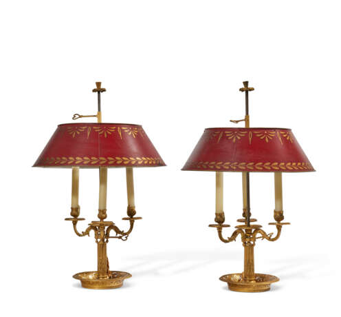 PAIRE DE LAMPES BOUILLOTTES DE STYLE LOUIS XVI - photo 3 PAIRE DE LAMPES BOUILLOTTES DE STYLE LOUIS XVI - photo 3