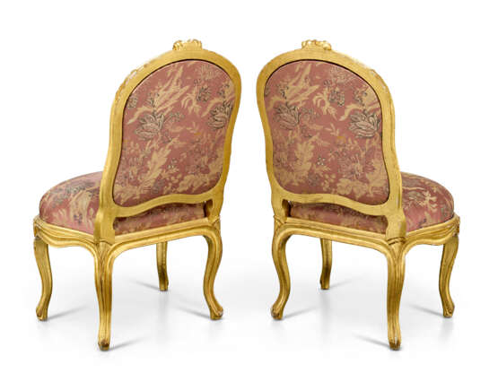 PAIRE DE CHAISES À LA REINE D'ÉPOQUE LOUIS XV - Foto 2
