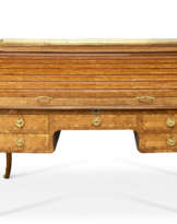 BUREAU À CYLINDRE D'ÉPOQUE TRANSITION