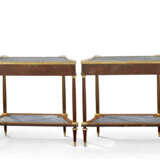 PAIRE DE CONSOLES DESSERTES DE STYLE LOUIS XVI - фото 5