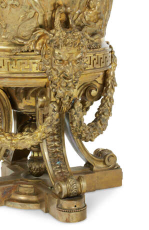 ATTRIBUÉE À LA MAISON BOUDET, DANS LE GOÛT DE CLODION, FIN DU XIXE SIÈCLE - photo 6