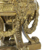 ATTRIBUÉE À LA MAISON BOUDET, DANS LE GOÛT DE CLODION, FIN DU XIXE SIÈCLE - photo 6