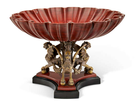 TAZZA DU XIXE SIÈCLE - photo 1 TAZZA DU XIXE SIÈCLE - photo 1