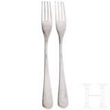 Zwei Kuchengabeln aus dem Tafelsilber der Neuen Reichskanzlei - photo 3