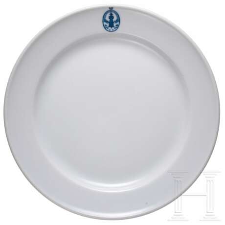 Kleiner Teller aus dem Speiseservice des Platterhofs, Obersalzberg - photo 1