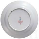 Meissenteller "1919 - 1929 - Zehn Jahre Sklavenketten" - photo 2