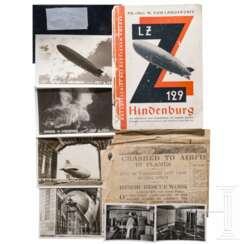 Zeppelin-Sammlung - Postkarten, Fotos und ein Stück der Außenhülle