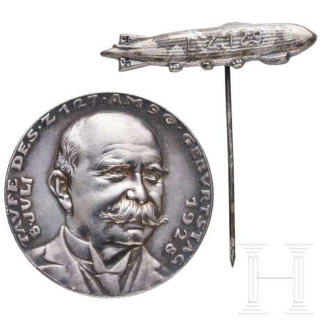 Silbermedaille zum 90. Geburtstag von Graf Zeppelin und der Taufe des LZ 127 - Foto 1