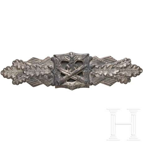Nahkampfspange in Silber, Hersteller "FLL" - photo 1 Nahkampfspange in Silber, Hersteller "FLL" - photo 1