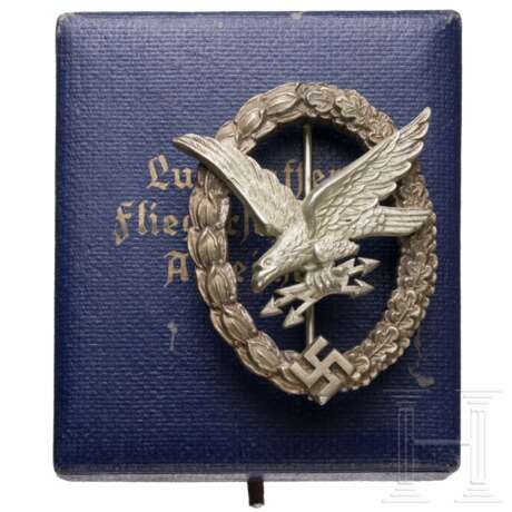 Fliegerschützenabzeichen mit Blitzbündel im Etui, Hersteller IMME - photo 1 Fliegerschützenabzeichen mit Blitzbündel im Etui, Hersteller IMME - photo 1