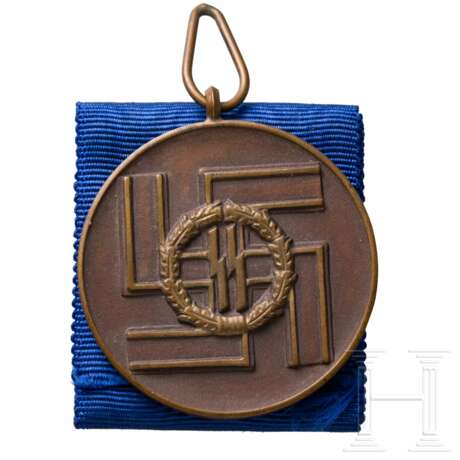 SS-Dienstauszeichnung der 3. Stufe für acht Jahre - Foto 1 SS-Dienstauszeichnung der 3. Stufe für acht Jahre - Foto 1