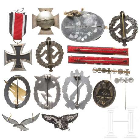 Auszeichnungen eines Fallschirmjägers - photo 2 Auszeichnungen eines Fallschirmjägers - photo 2