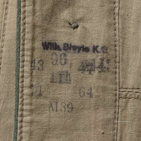 Feldbluse M 36 mit Stiefelhose für einen Offizier der Panzertruppe - photo 6