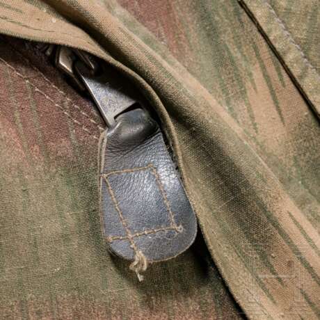 Fallschirmschützen-Bluse, sog. "Knochensack", 3. Modell in Sumpftarnung - photo 7