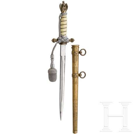 Dolch M 1929/38 für Offiziere der Kriegsmarine mit Portepee, Hersteller P. D. Lüneschloss, Solingen - photo 1 Dolch M 1929/38 für Offiziere der Kriegsmarine mit Portepee, Hersteller P. D. Lüneschloss, Solingen - photo 1