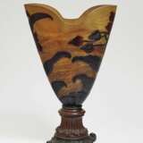 Vase mit Bronzefuß. Emile Gallé, Nancy, um 1900 - Foto 2