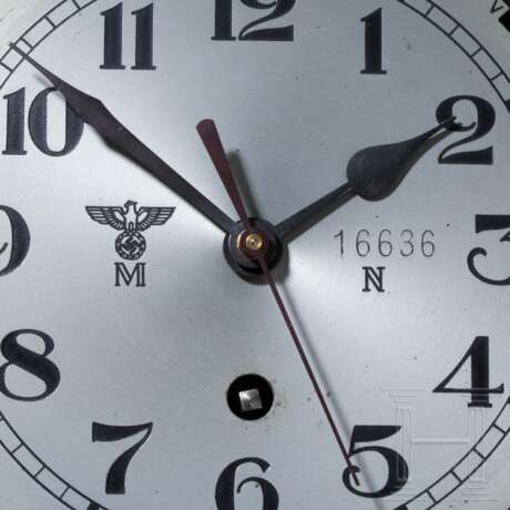 Schiffs-Wanduhr der Kriegsmarine - Foto 2