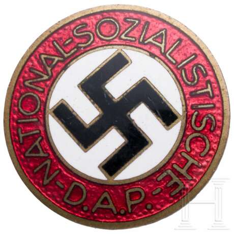 Koppelschloss für Mannschaften/Unterführer der Waffen-SS, mit Riemen und NSDAP-Parteiabzeichen - photo 3 Koppelschloss für Mannschaften/Unterführer der Waffen-SS, mit Riemen und NSDAP-Parteiabzeichen - photo 3
