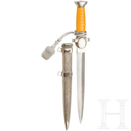 Dolch M 38 für Führer des Deutschen Roten Kreuzes mit Portepee - photo 2 Dolch M 38 für Führer des Deutschen Roten Kreuzes mit Portepee - photo 2