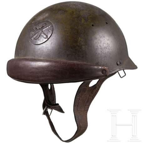 Stahlhelm M 35 für die Panzertruppe, Frankreich - photo 2 Stahlhelm M 35 für die Panzertruppe, Frankreich - photo 2