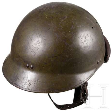 Stahlhelm M 35 für die Panzertruppe, Frankreich - photo 4 Stahlhelm M 35 für die Panzertruppe, Frankreich - photo 4