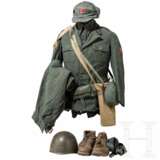 Uniformensemble eines Angehörigen der GNR - photo 1