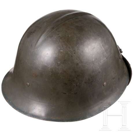 Stahlhelm M 31 der norwegischen Armee, von der faschistischen Partei "Nasjonal Samling" übernommen - photo 4
