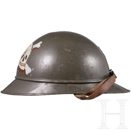 Stahlhelm M 15 (Adrian) der rumänischen Armee - photo 2