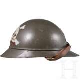 Stahlhelm M 15 (Adrian) der rumänischen Armee - photo 2