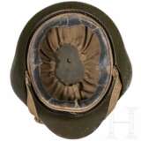 Stahlhelm M 36 mit Emblem - фото 3
