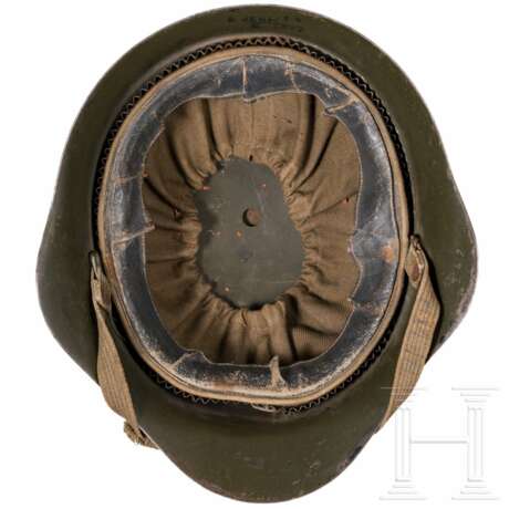 Stahlhelm M 36 mit Emblem - фото 3