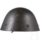 Stahlhelm M 32, weiterverwendet beim deutschen Heer - фото 1
