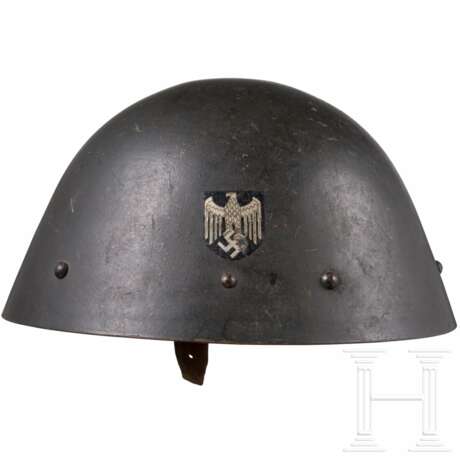 Stahlhelm M 32, weiterverwendet beim deutschen Heer - фото 2