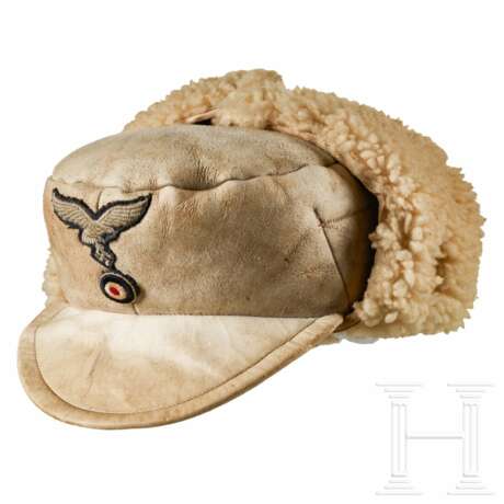 A Winter Visored Field Cap for Luftwaffe Enlisted/NCO - фото 1
