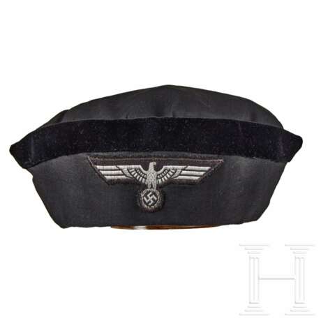 A Beret for Judicial Court Assessors - photo 1 A Beret for Judicial Court Assessors - photo 1