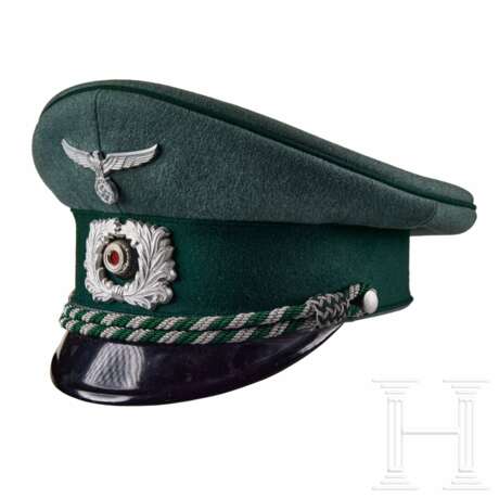 A Visor Cap for a Customs Official - photo 1