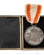 Overview. Allgemeines Ehrenzeichen im Etui