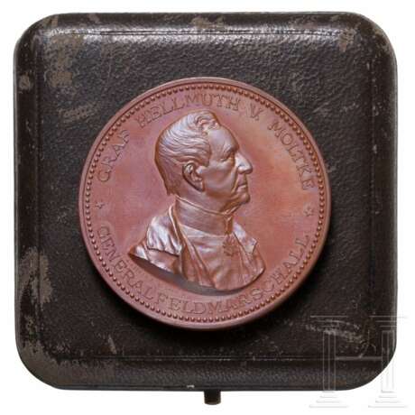 Bronzemedaille auf den 90. Geburtstag von GFM Graf Hellmuth von Moltke - photo 1