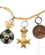 Miniatures. Dreiteiliges badisches Miniaturenkettchen, um 1890