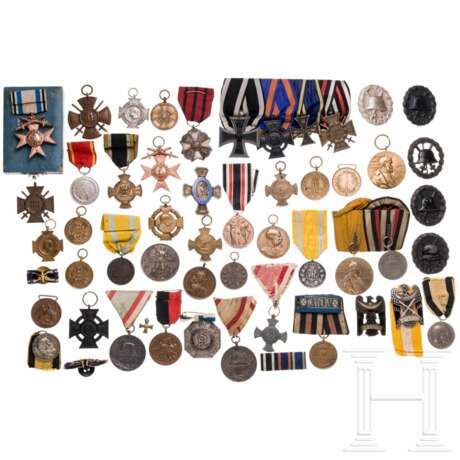 Kleine Sammlung von ca. 50 kaiserlichen Auszeichnungen - photo 1
