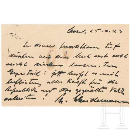 Philipp Scheidemann (1865-1939) - eigenhändige und signierte Postkarte an die Sammlerin vom 25. X. 1923 - photo 2 Philipp Scheidemann (1865-1939) - eigenhändige und signierte Postkarte an die Sammlerin vom 25. X. 1923 - photo 2