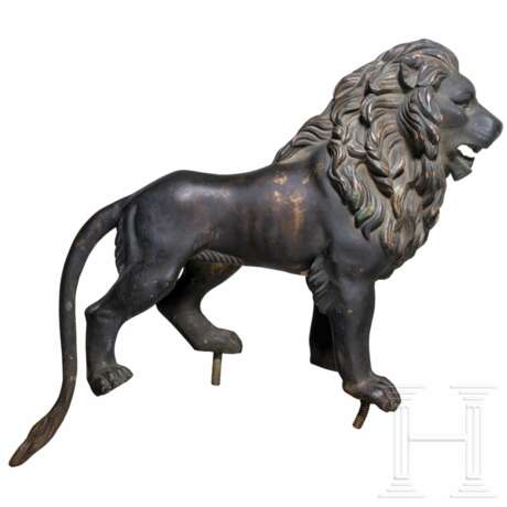 Löwe zum Helm M 1852 der Leibgarde der Hartschiere - photo 3