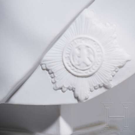 Friedrich der Große - Porzellanbüste, -dose und -plakette der KPM, 20. Jhdt. - photo 4